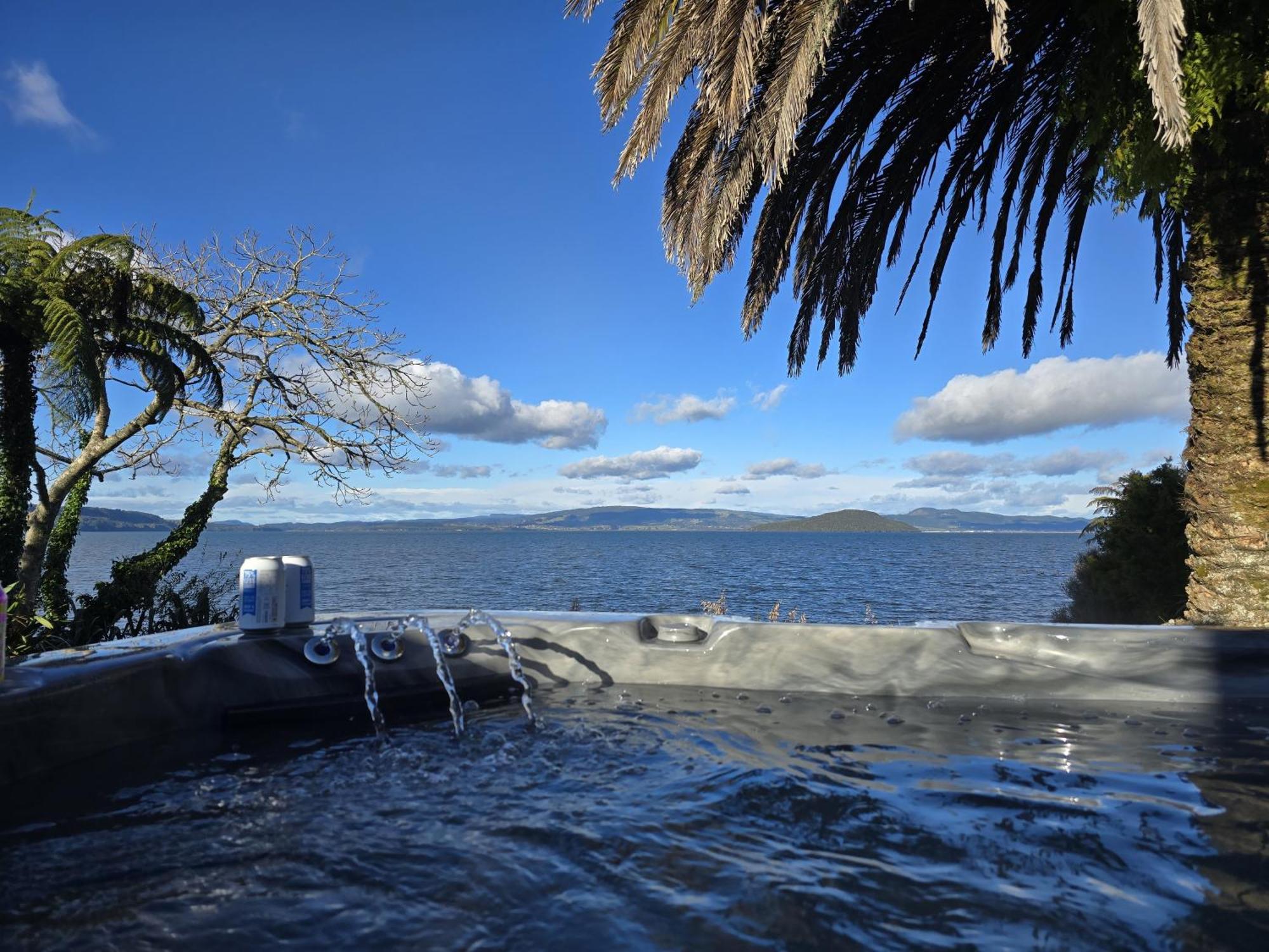 Lake Haven - On The Lakefront Villa Hamurana Exterior foto